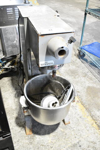 Univex PM20 Metal Commercial Floor Style 20 Quart Planetary Dough Mixer w/ Metal Mixing Bowl, Whisk and Paddle Attachments. 115 Volts, 1 Phase. Tested and Working!
