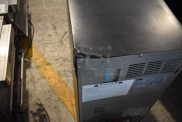 BRAND NEW SCRATCH AND DENT! Whynter UIM-502SS Stainless Steel Self Contained Ice Maker. 115 Volts, 1 Phase. Tested and Working! - Image 5 of 7