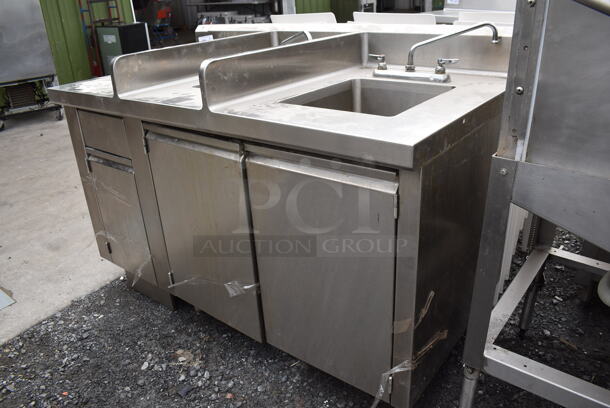 Stainless Steel Commercial Counter w/ 2 Sink Bays, 2 Faucets and 2 Handle Sets. 60x32x42.5. Bays 9x12x6, 14x16x10 - Image 3 of 7
