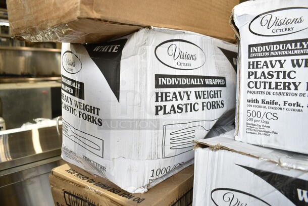 PALLET LOT of 28 BRAND NEW Boxes Including 4 Box 130HCUTFWR Visions Individually Wrapped White Heavy Weight Plastic Fork - 1000/Case, 130BKFSH Visions Wrapped Black Heavy Weight Plastic Cutlery Pack with Knife, Fork, and Spoon - 500/Case, 2 Box 395RP07 EcoChoice Compostable Sugarcane / Bagasse 7" Plate - 1000/Case, 394385L Noble Products White Powder-Free Disposable Latex Gloves for Foodservice - Large - 1000/Case, 612509PCO Choice 9" Round Standard Weight Foil Take-Out Pan with Dome Lid - 200/Case, 795PTOKFT2 Choice 7 3/4" x 5 1/2" x 2" Kraft Microwavable Folded Paper #2 Take-Out Container - 200/Case, 347TCL10 Choice 10 oz. Clear Disposable Plastic Tumbler - 500/Case, 346WKFSM Choice Medium Weight White Wrapped Plastic Cutlery Set with Knife, Fork, and Spoon - 500/Case, 627SSRD35175 Fat Daddio's SSRD-35175 ProSeries 3 1/2" x 1 3/4" Stainless Steel Round Cake / Food Ring Mold, Georgia Pacific Roll Towels 89440, AD12 Genpak 12 oz. Clear Hinged Deli Container - 200/Case, 5008W Choice 8 oz. Tall White Poly Paper Hot Cup - 1000/Case,  50010DWALLC Choice 10 oz. Coffee Break Print Smooth Double Wall Paper Hot Cup - 500/Case, 2 Box 15003545 Carnival King 5 1/2" x 3 1/4" x 12" Qt. Size Unprinted Foil Bag - 500/Case, 612P527 Choice 7" Clear Round Plastic Dome Lid - 500/Case. 28 Times Your Bid!  - Image 5 of 12
