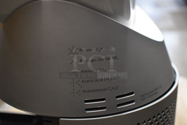LIKE NEW! Dyson Purifier Cool TP07 369803-01 White / Silver Purifying Fan. 120 Volts, 1 Phase. Unit Has Only Been Used a Few Times! Tested and Working! - Image 11 of 12
