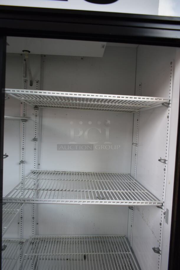 True GDM-69 Metal Commercial 3 Door Reach In Cooler Merchandiser w/ Poly Coated Racks. 115 Volts, 1 Phase. Tested and Working! - Image 11 of 12