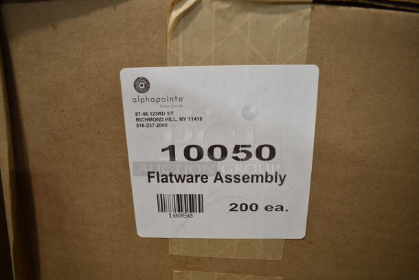 PALLET LOT of 42 BRAND NEW Boxes of Hoffmaster 856787 8.5 in x 4.25 in Linen-Like Kraft Guest Towels 500 ct. 42 Times Your Bid!  - Image 4 of 4