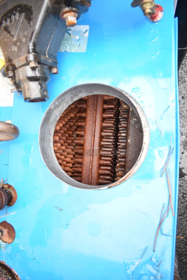 Slant Fin Model TR-30 PZT Metal Oil Fired Cast Iron Boiler. 134,000 BTU.  - Image 5 of 9