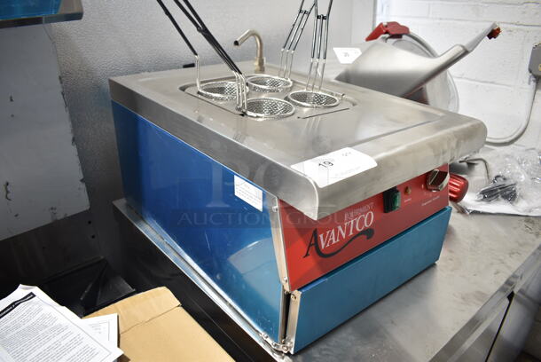 BRAND NEW SCRATCH AND DENT! 2023 Avantco PC201 Stainless Steel 2.1 Gallon / 8 Liter Electric Countertop Pasta Cooker / Rethermalizer. 208/240 Volts, 1 Phase.  - Image 3 of 8