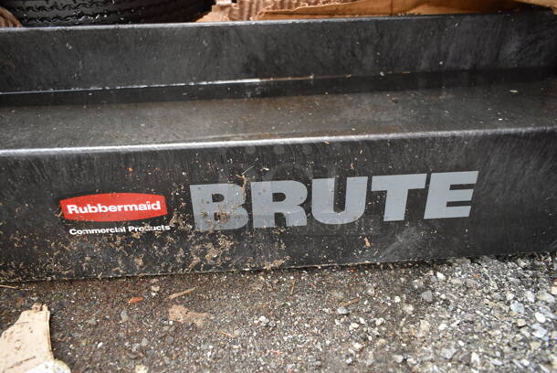 BRAND NEW SCRATCH AND DENT! Rubbermaid FG452010BLA Black Medium Lipped Heavy Duty Two Shelf Utility Cart with Ergonomic Handle and 8" Pneumatic Casters - Image 6 of 6