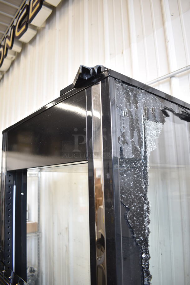 BRAND NEW SCRATCH AND DENT! Avantco 193GD4C15HCB Black 4-Sided Glass Refrigerated Display Case on Commercial Casters. See Pictures for Broken Glass. 110-120 Volts, 1 Phase. Tested and Working! - Image 8 of 10