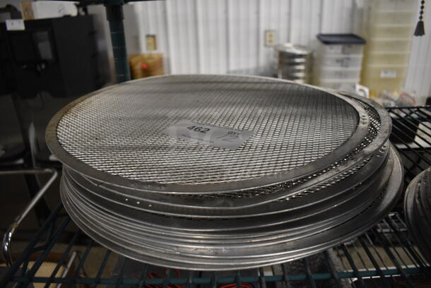 12 Metal Mesh Round Pizza Screens. 17x17. 12 Times Your Bid! - Image 1 of 2