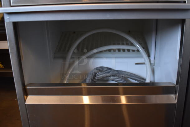 BRAND NEW SCRATCH AND DENT! Whynter FIM-450HS Stainless Steel Self Contained Ice Machine. 115 Volts, 1 Phase. Tested and Working! - Image 4 of 6