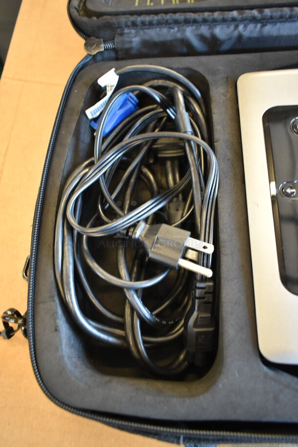Dell 3400MP DLP Front Projector in Bag. 100-240 Volts, 1 Phase.  - Image 3 of 12