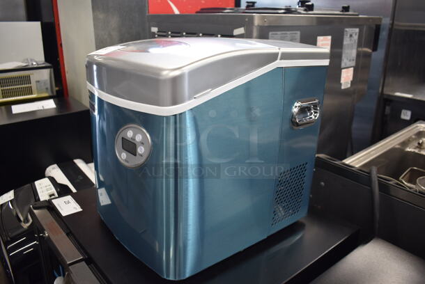 BRAND NEW SCRATCH AND DENT! Whynter IMC-490SS Commercial Stainless Steel Electric Compact Portable Ice Maker. 115V, 1 Phase. Tested And Working!  - Image 4 of 7