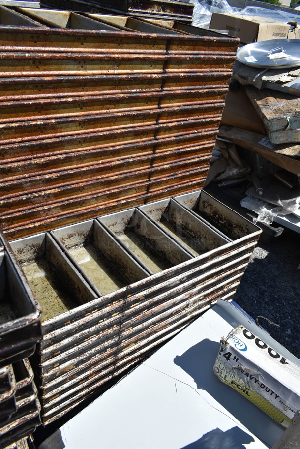 PALLET LOT of Approximately 134 Items; Various Loaf Baking Pans Including 4 Well and 5 Well. 134 Times Your Bid! - Image 3 of 9