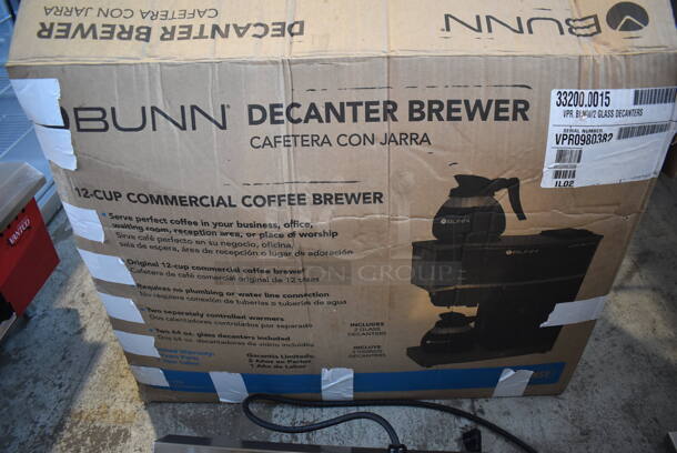 BRAND NEW IN BOX! 2022 Bunn VPR Stainless Steel Commercial Countertop 2 Burner Coffee Machine w/ Poly Brew Basket and Poly Pitcher. 120 Volts, 1 Phase. 16x8x20 - Image 6 of 6