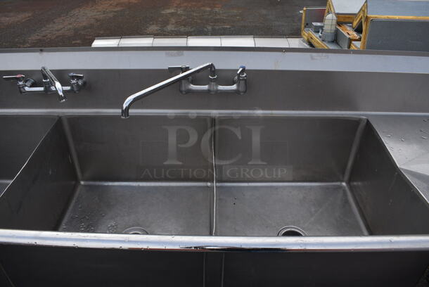 Stainless Steel Commercial 3 Bay Sink w/ Right Side Drainboard, 2 Handle Sets and 2 Faucets. 98x30x46. Bays 24x24x13. Drainboard 22x26x1 - Image 4 of 6