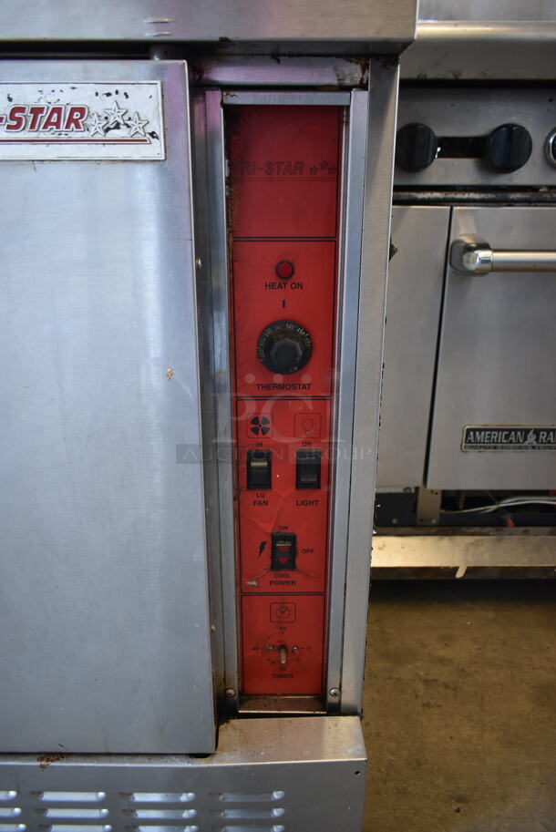 Tri-Star Stainless Steel Commercial Natural Gas Powered Full Size Convection Oven w/ Metal Legs, View Through Door, Solid Door, Metal Oven Racks and Thermostatic Controls. - Image 3 of 4