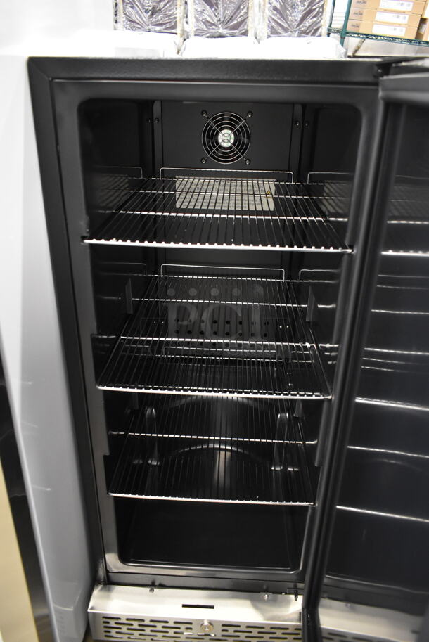 BRAND NEW SCRATCH AND DENT! Whynter BEF-286SB Stainless Steel Built-in or Freestanding 2.9 cu ft. Beer Keg Froster Beverage Refrigerator. 115 Volts, 1 Phase. Tested and Working! - Image 3 of 4
