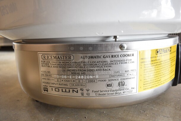 BRAND NEW SCRATCH AND DENT! RiceMaster RM-55N-R Metal Commercial Natural Gas 110 Cup (55 Cup Raw) Gas Rice Cooker and Warmer.  - Image 6 of 6