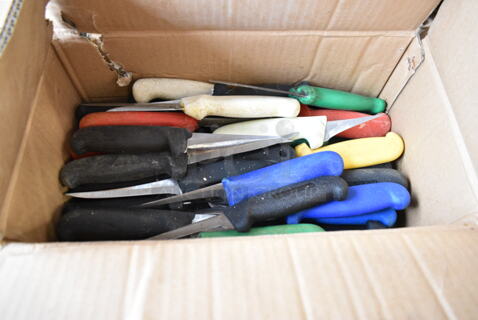 55 SHARPENED Stainless Steel Knives Including Fillet Knives. 55 Times Your Bid! 