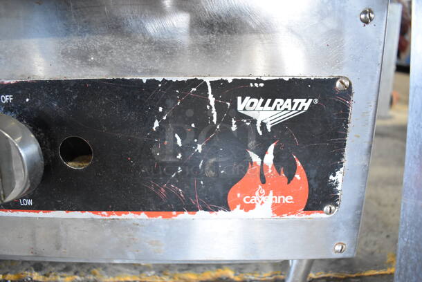 Vollrath Cayenne Stainless Steel Commercial Countertop Natural Gas Powered Charbroiler Grill. 35.5x25x16 - Image 5 of 6