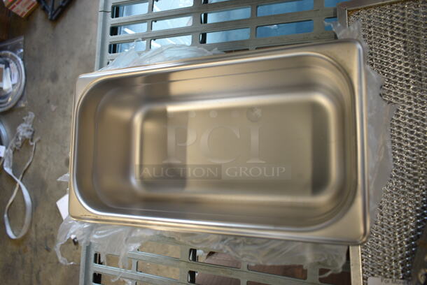 BRAND NEW SCRATCH AND DENT! ALL ONE MONEY! Lot of Edlund 4412HD 44 Series 12" Heavy-Duty Scallop Utility Tongs, Screen for Rapid Cook Oven, 2 4070349 Stainless Steel Drop In Bins, 3 4070230 Stainless Steel Drop In Bin Lids.  - Image 6 of 11