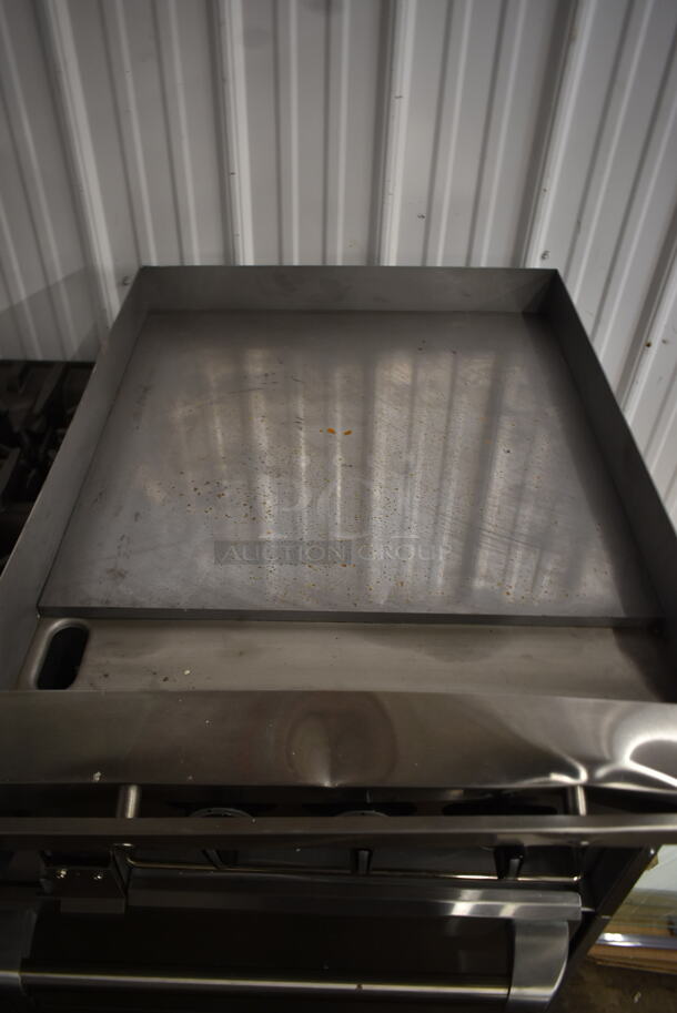 BRAND NEW SCRATCH AND DENT! Garland SunFire G60-6R24RR Stainless Steel Commercial Natural Gas Powered 6 Burner Range w/ Right Side Flat Top Griddle and 2 Ovens. - Image 3 of 11