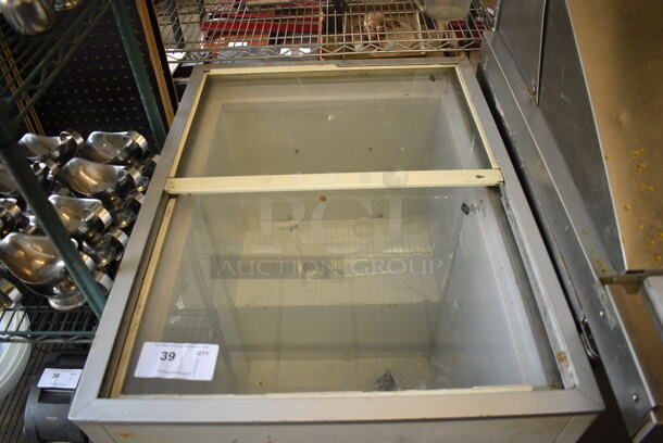 Stajac Model EURO-8 Metal Commercial Chest Freezer w/ 2 Sliding Lids on Commercial Casters. 115 Volts, 1 Phase. 33x25x34.5. Tested and Working! - Image 2 of 5