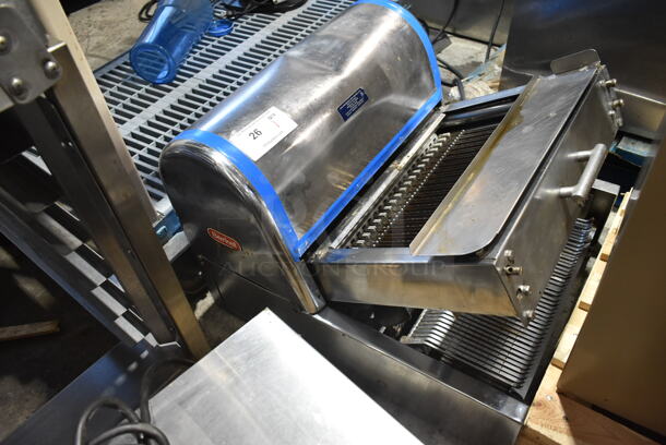 Berkel Stainless Steel Commercial Countertop Bread Loaf Slicer. 115 Volts, 1 Phase. Tested and Powers On But Parts Do Not Move - Image 1 of 4