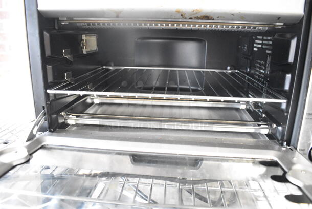 Breville BOV845 Stainless Steel Countertop Electric Powered Toaster Oven. 120 Volts, 1 Phase.  - Image 5 of 7