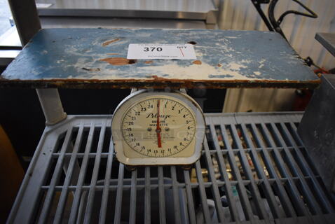 Pelouze Metal Countertop Food Portioning Scale. 17.5x7x9