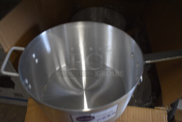 4 BRAND NEW IN BOX! Arkadia Metal Sauce Pots. 24x12x8. 4 Times Your Bid! - Image 4 of 5