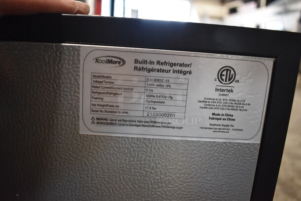 BRAND NEW SCRATCH AND DENT! KoolMore KM-BIR3C-SS Stainless Steel Commercial Single Door Cooler. 115 Volts, 1 Phase. Tested and Working! - Image 6 of 7