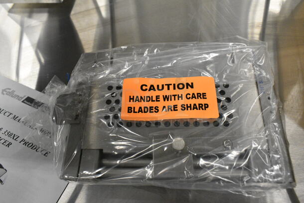 BRAND NEW SCRATCH AND DENT! Edlund 350 Electric Fruit and Vegetable Slicer. 115 Volts, 1 Phase.  - Image 4 of 10