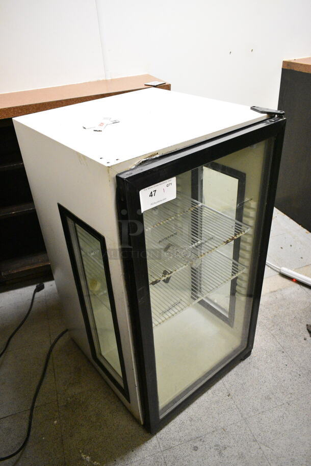 QBD DC7HG Metal Mini Cooler Merchandiser. 115 Volts, 1 Phase. This Unit Was In Working Condition When the Restaurant Closed. (kitchen entryway) - Image 5 of 5