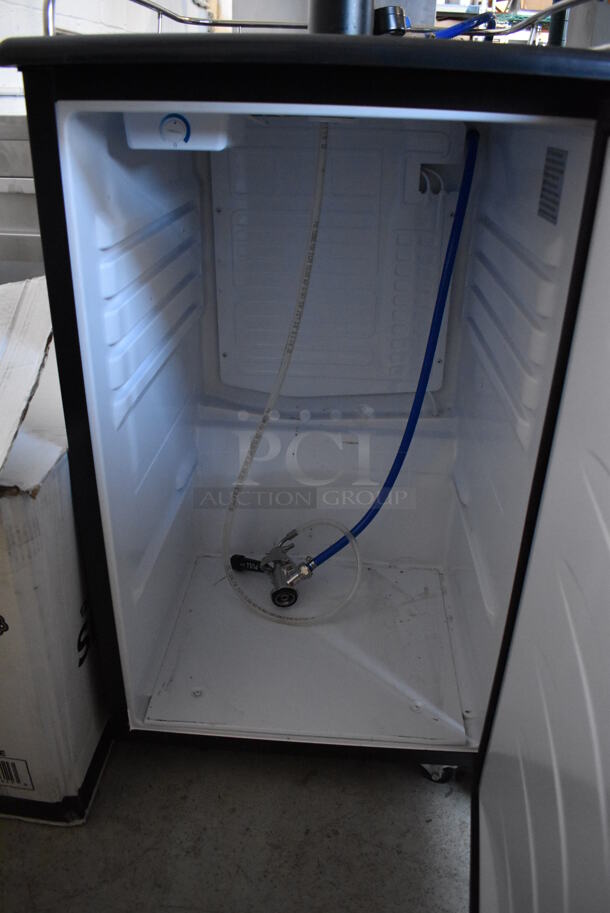 Galaxy 177KEGRTRBLK Metal Commercial Direct Draw Kegerator w/ Beer Tower and Coupler. 115 Volts, 1 Phase. 21x24x52. Tested and Working! - Image 6 of 8