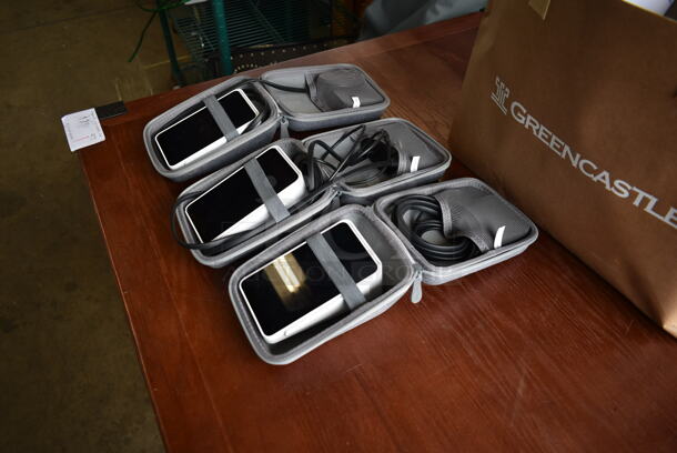 3 Square Credit Card Readers in Case. 3 Times Your Bid! - Image 2 of 6