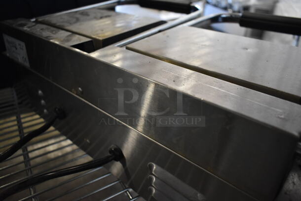 Avantco 177P85S Stainless Steel Commercial Countertop Double Panini Press. 120 Volts, 1 Phase. Tested and Working! - Image 7 of 8