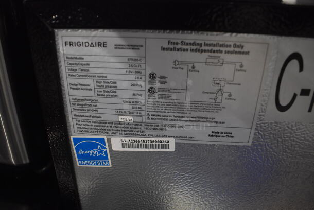 BRAND NEW SCRATCH AND DENT! Frigidaire EFR285-C ENERGY STAR Metal Mini Cooler. 115 Volts, 1 Phase. 18x17x27. Tested and Working! - Image 4 of 4