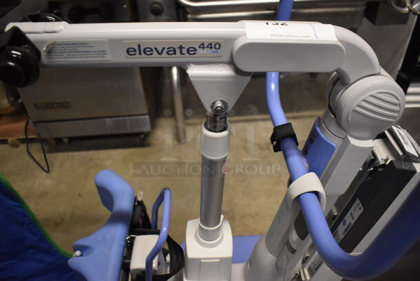 Elevate 440 Metal Commercial Floor Style 440 Pound Capacity Sit To Stand Lift Machine. 30x44x49 - Image 4 of 7
