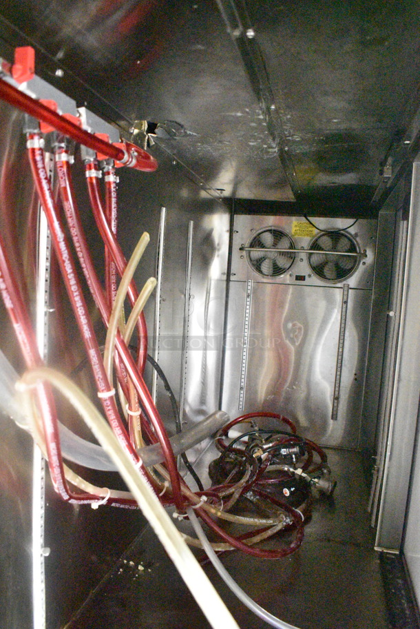 Glastender BB84-L1-BS(LRR) Metal Commercial 3 Door Direct Draw Kegerator w/ 3 Couplers. 115 Volts, 1 Phase. Tested and Working! - Image 4 of 5