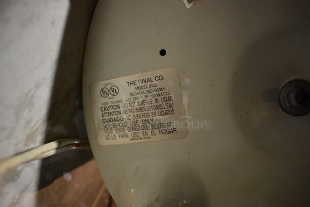 Rival 3120 Metal Countertop Slow Cooker. Missing Lid. 120 Volts, 1 Phase. 9x9x7. (bar) - Image 5 of 5