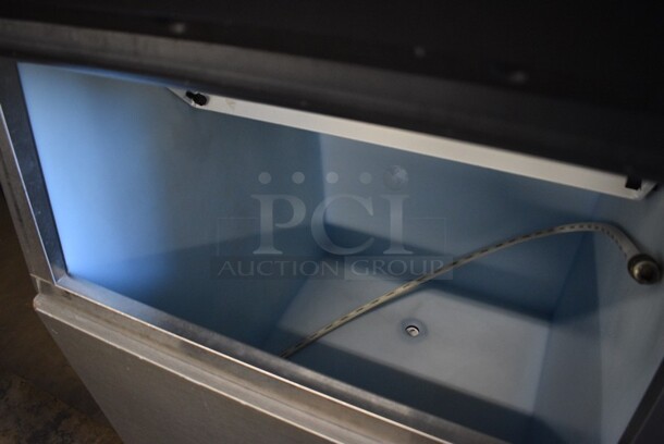 Hoshizaki Stainless Steel Commercial Ice Head on Commercial Ice Bin. 30.5x33x68.5. - Image 4 of 6