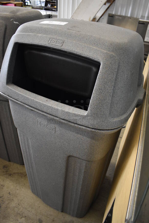 Toter Gray Poly Trash Can Shell w/ Lid. 25x25x43 - Image 4 of 5