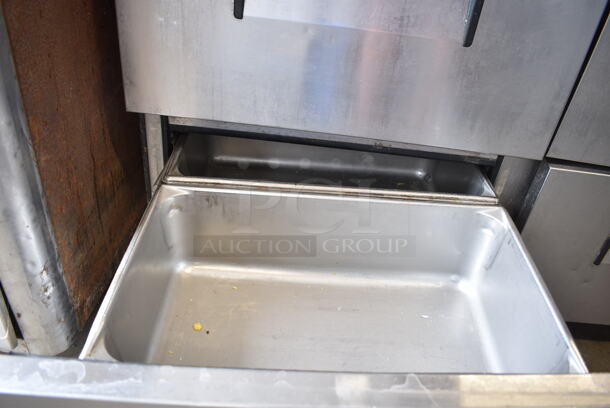 True TPP-93D-6 Stainless Steel Commercial Pizza Prep Table w/ 6 Drawers on Commercial Casters. 115 Volts, 1 Phase. Tested and Working! - Image 10 of 12