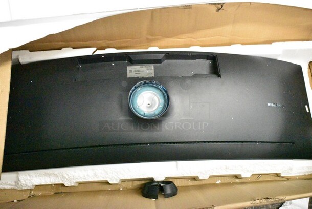 IN ORIGINAL BOX! Samsung LC49HG90DMNXZA 49" CHG90 144Hz Curved Gaming Monitor - Image 3 of 4