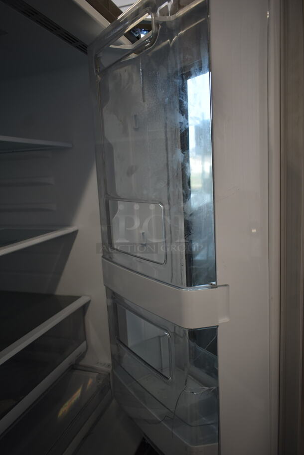 BRAND NEW SCRATCH AND DENT! LG Stainless Steel Commercial Cooler Freezer Combo Unit w/ Ice and Water Dispenser. Tested and Working! - Image 6 of 8