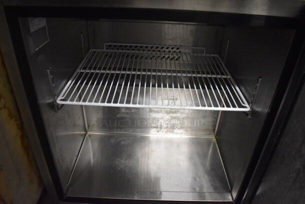 Atosa MGF8401GR Stainless Steel Commercial Single Door Undercounter Cooler on Commercial Casters. 115 Volts, 1 Phase. 27.5x30x34. Tested and Working! - Image 5 of 6