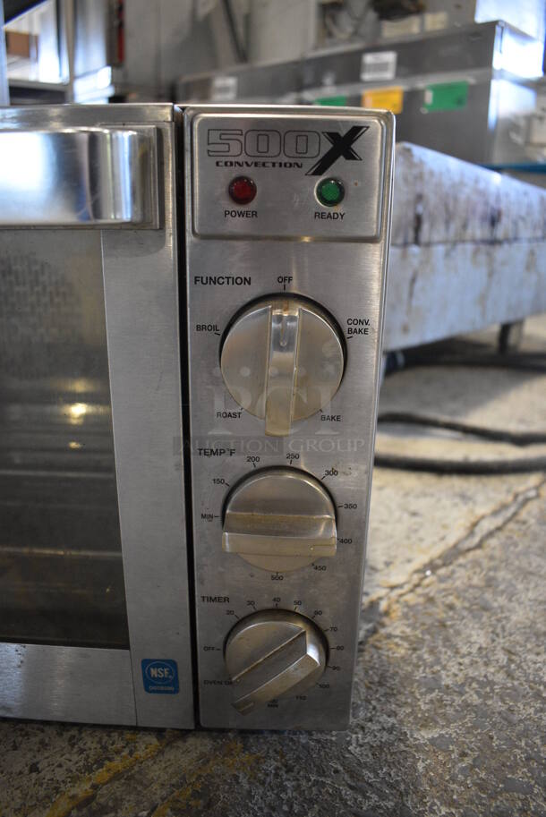 Waring 500X Stainless Steel Commercial Countertop Electric Powered Convection Oven w/ View Through Door and Thermostatic Controls. 24x20x14 - Image 3 of 6