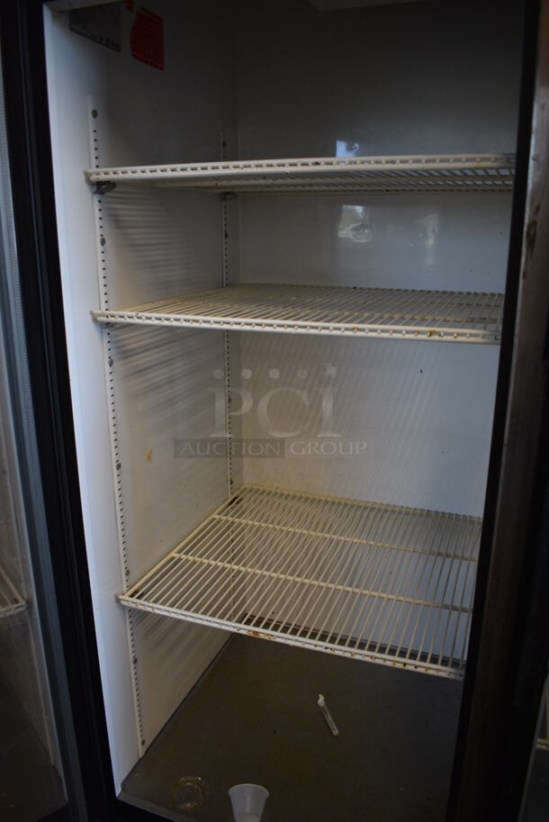 True GDM-49 Metal Commercial 2 Door Reach In Cooler Merchandiser w/ Poly Coated Racks. 115 Volts, 1 Phase. 54x30x79. Tested and Working! - Image 5 of 7