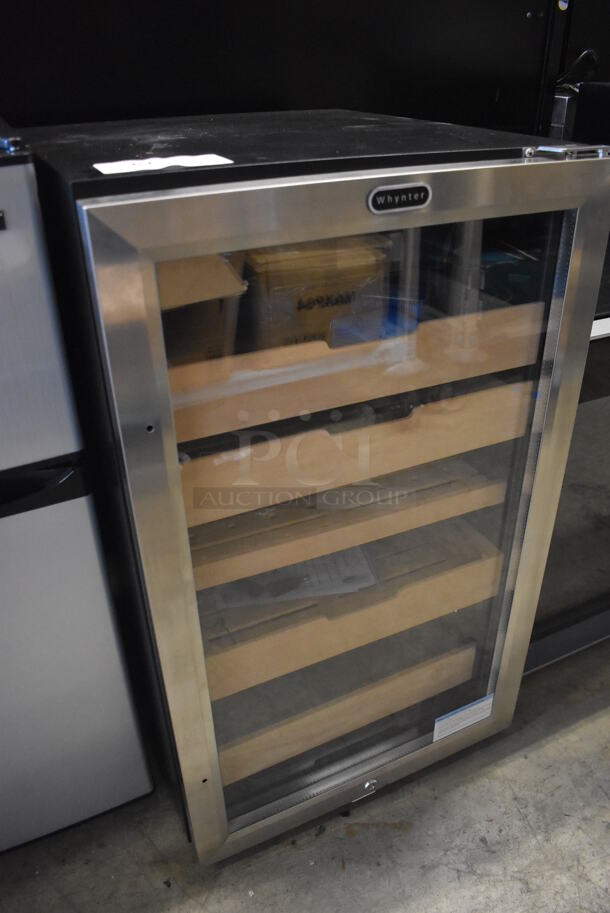 BRAND NEW SCRATCH AND DENT! Whynter CHC-421HC Metal Commercial Cigar Cabinet Cooler and Humidor Merchandiser. 110 Volts, 1 Phase. 19.5x22.5x33. Tested and Working! - Image 2 of 7