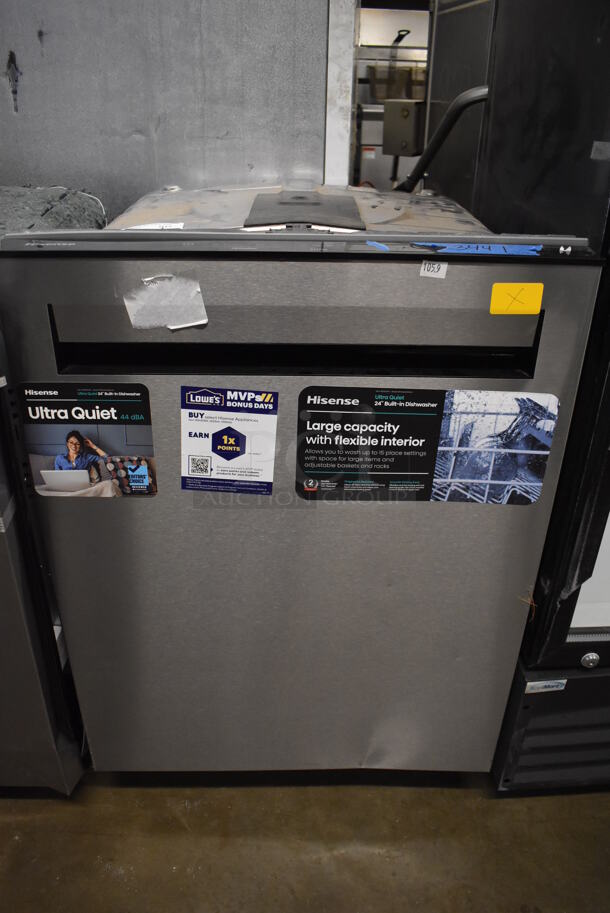 BRAND NEW SCRATCH AND DENT! Hisense Stainless Steel Undercounter Dishwasher. 120 Volts, 1 Phase. 24x24x34